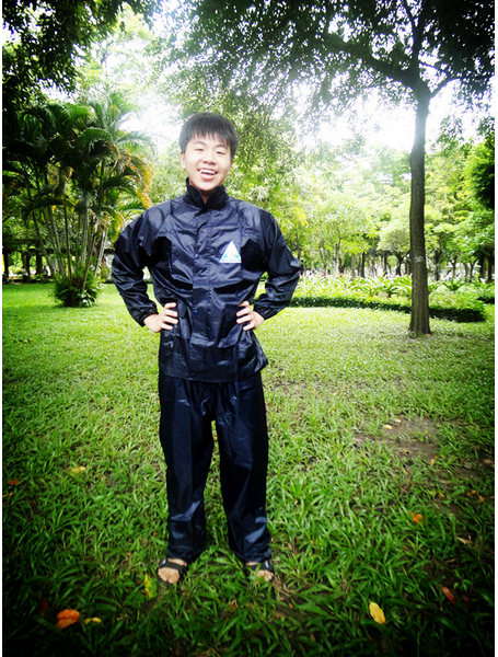 Áo mưa bộ - Chi Nhánh áo Mưa Minh Đức - Công ty TNHH Đầu Tư Sản Xuất Thương Mại Dịch Vụ Minh Đức